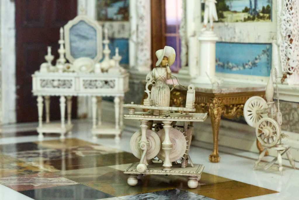 A close up of some tiny elements from the Tara's Palace